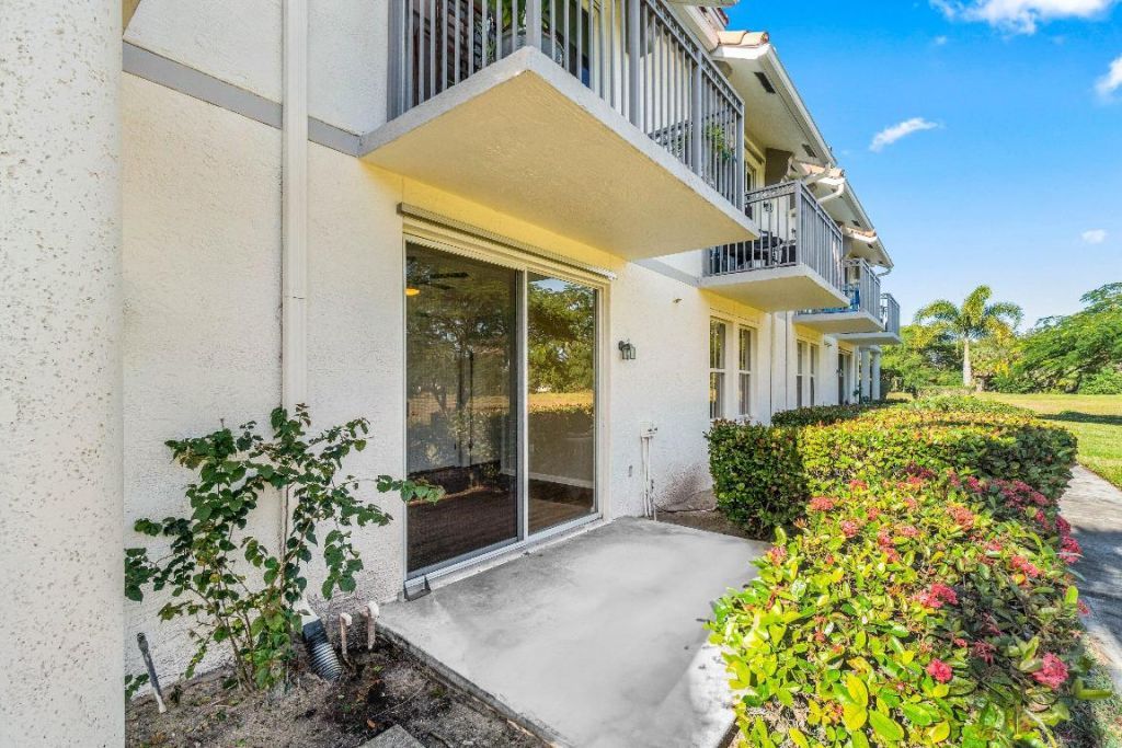 2058 Alta Meadows Lane, Unit 2511, Delray Beach, FL 33444 Photo