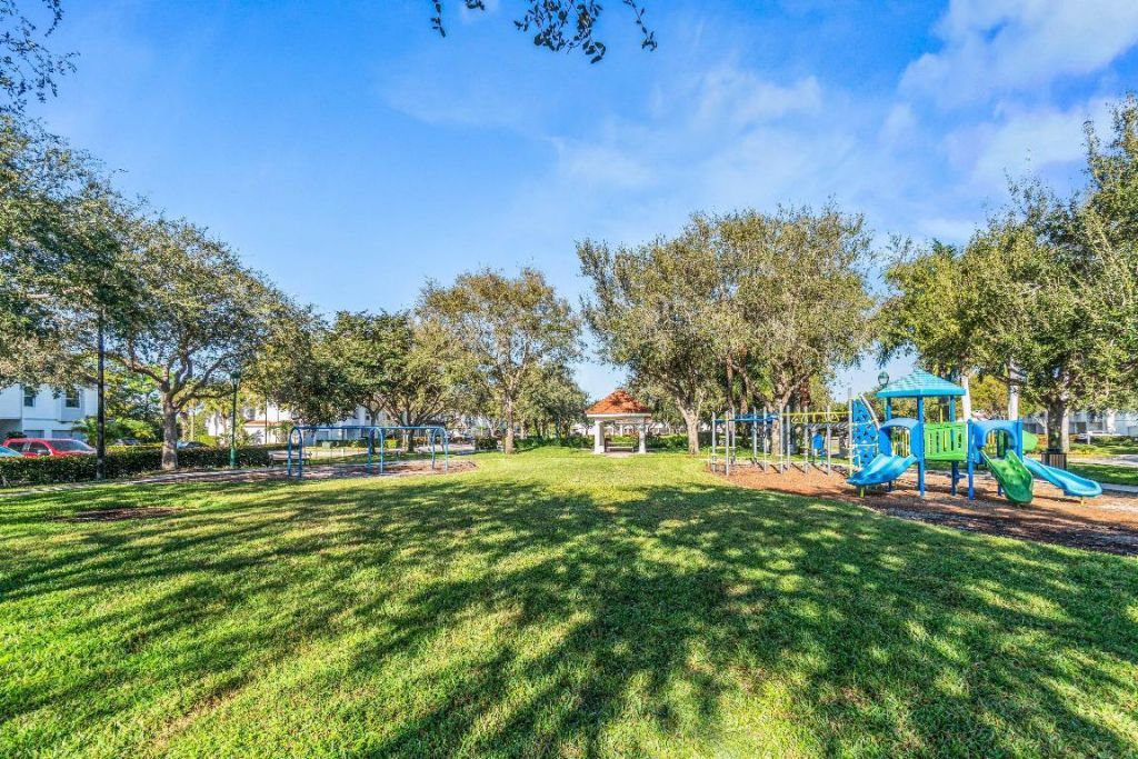 2058 Alta Meadows Lane, Unit 2511, Delray Beach, FL 33444 Photo