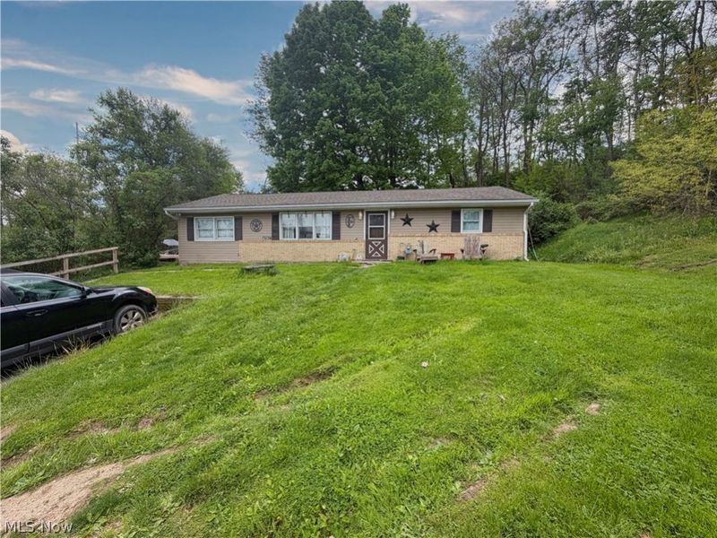 47823 Lincoln Street, Calcutta, OH 43920 Photo 1