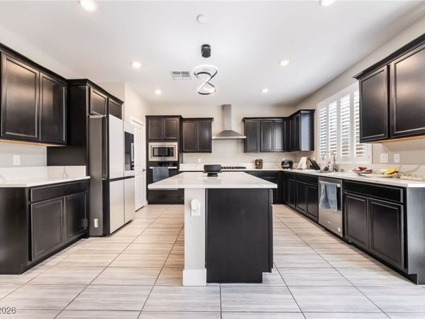 10189 Magnolia Creek Street , Las Vegas, NV 89141