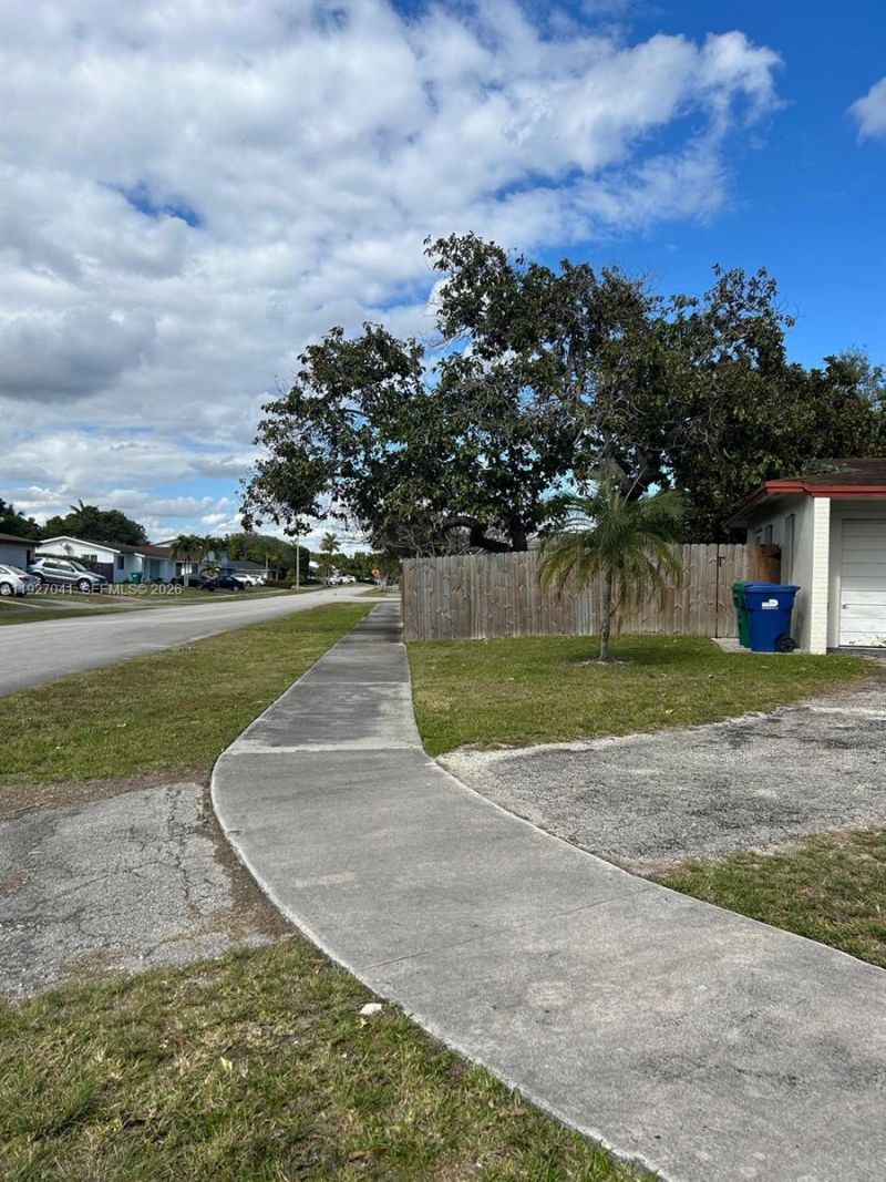 10011 SW 162nd St, Miami, FL 33157 Photo