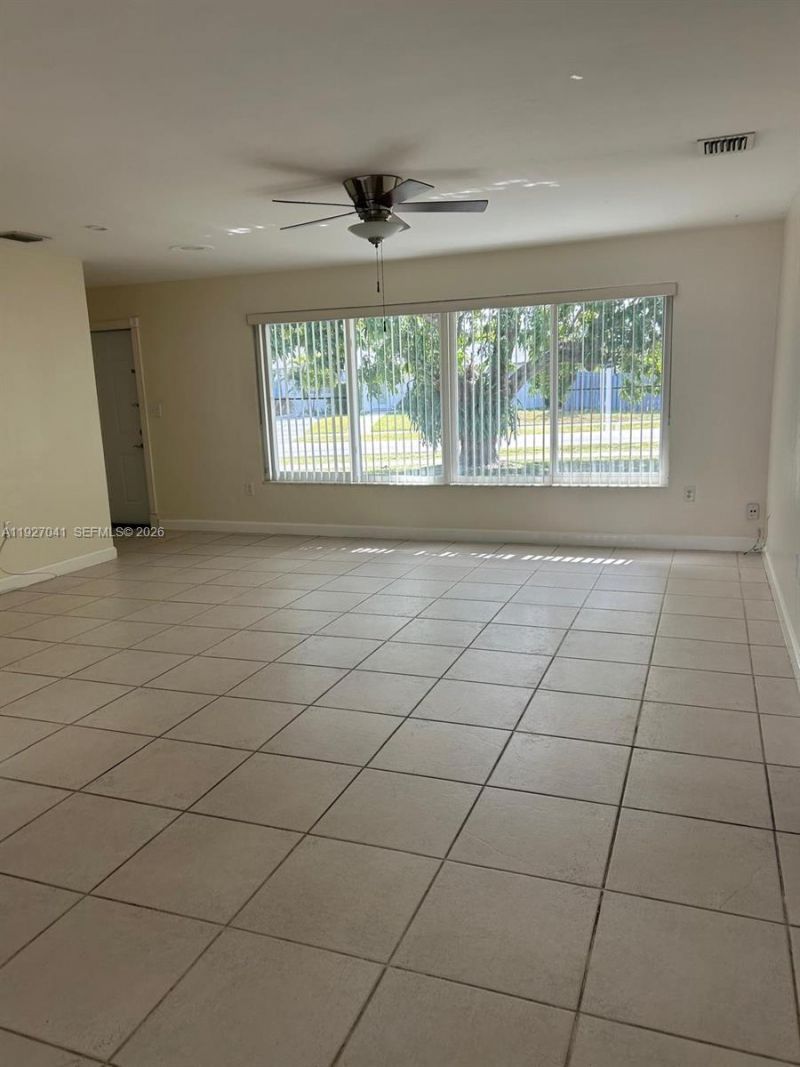 10011 SW 162nd St, Miami, FL 33157 Photo