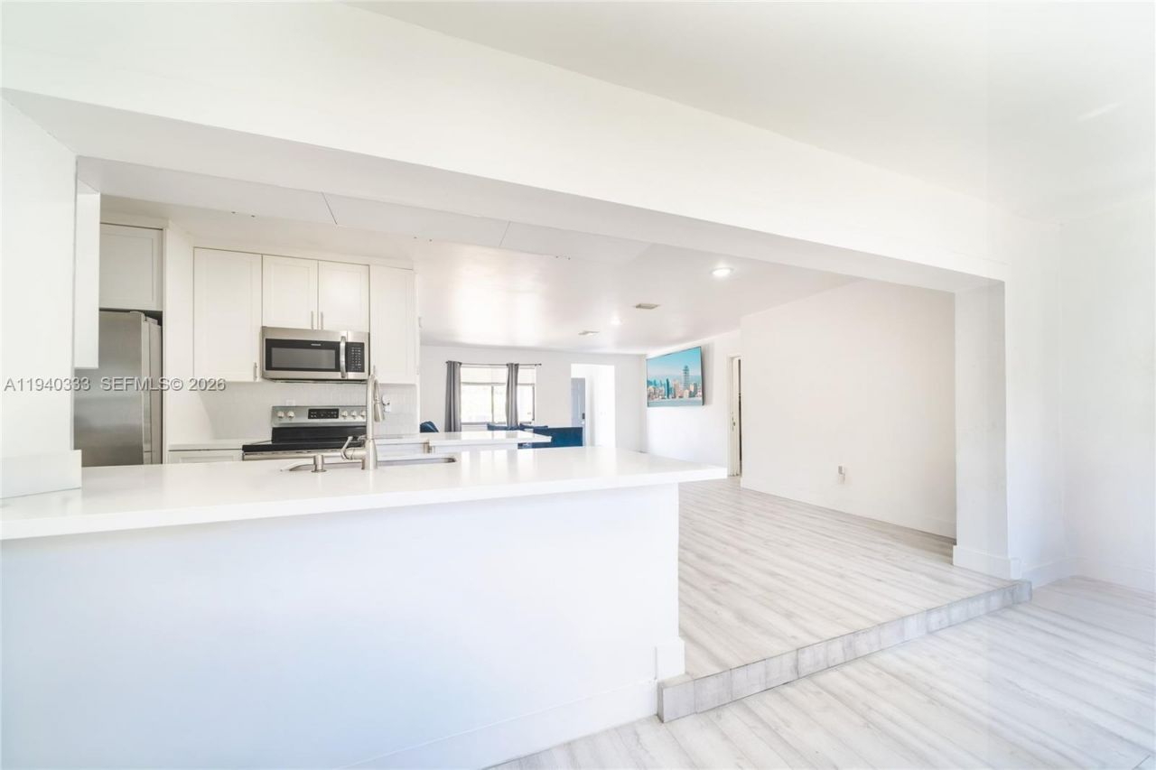 7450 Hope St, Hollywood, FL 33024 Photo