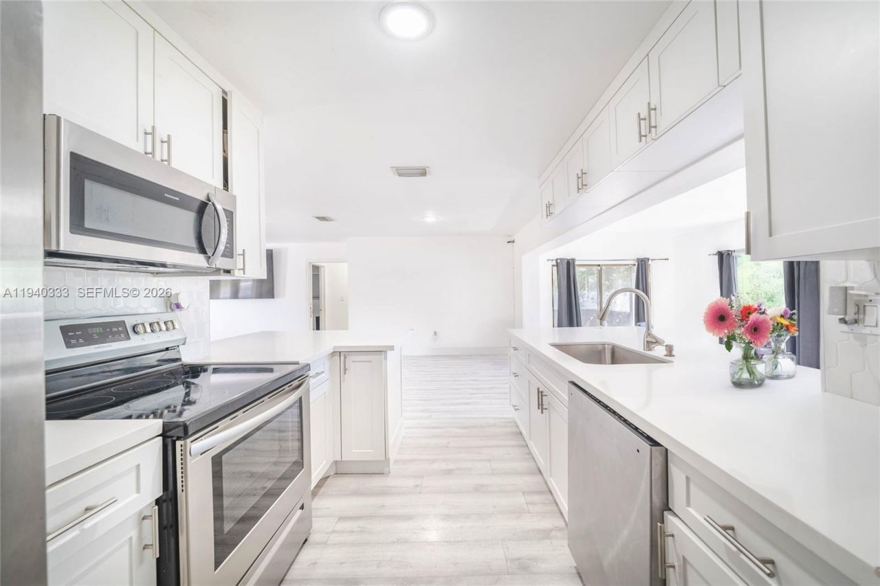 7450 Hope St, Hollywood, FL 33024 Photo