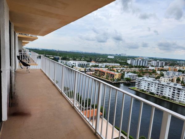 290 174th St, Unit 1908, Sunny Isles Beach, FL 33160