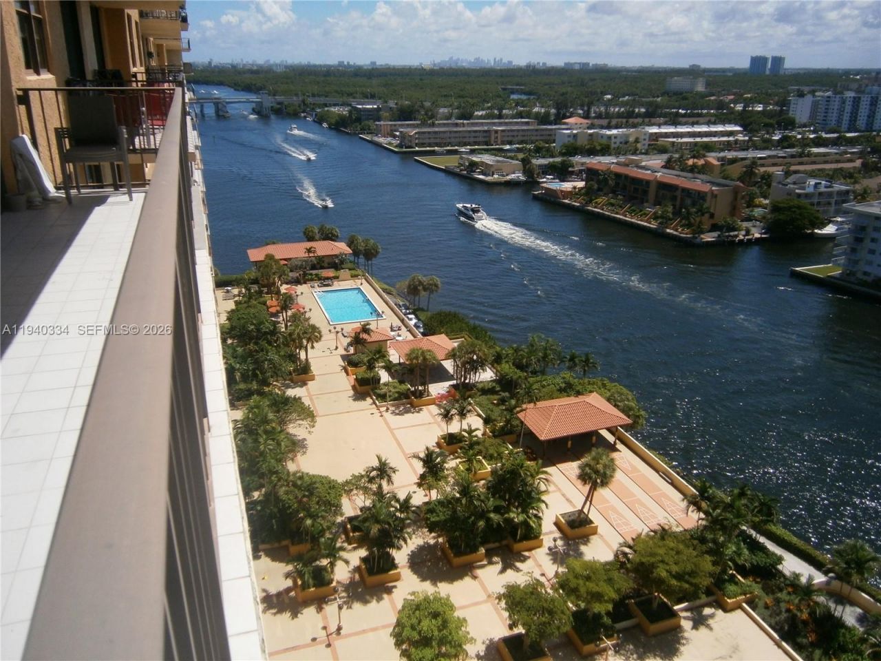 290 174th St, Unit 1908, Sunny Isles Beach, FL 33160 Photo