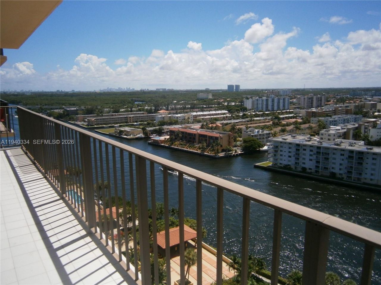 290 174th St, Unit 1908, Sunny Isles Beach, FL 33160 Photo