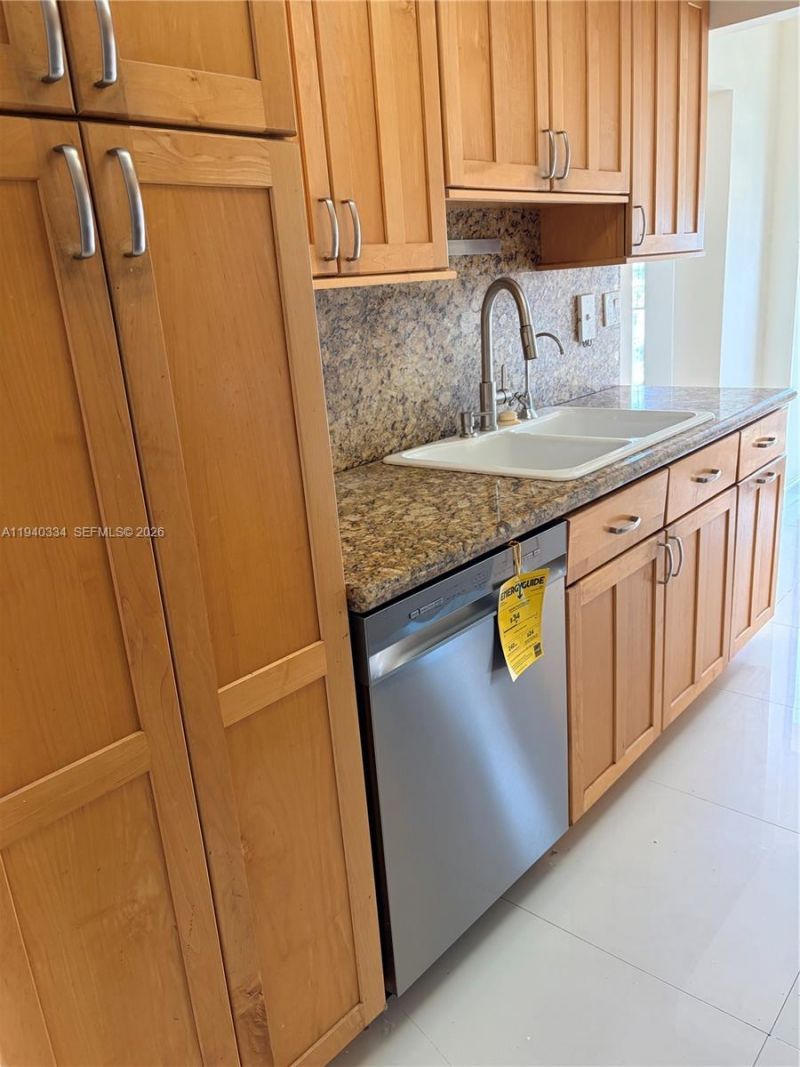 290 174th St, Unit 1908, Sunny Isles Beach, FL 33160 Photo