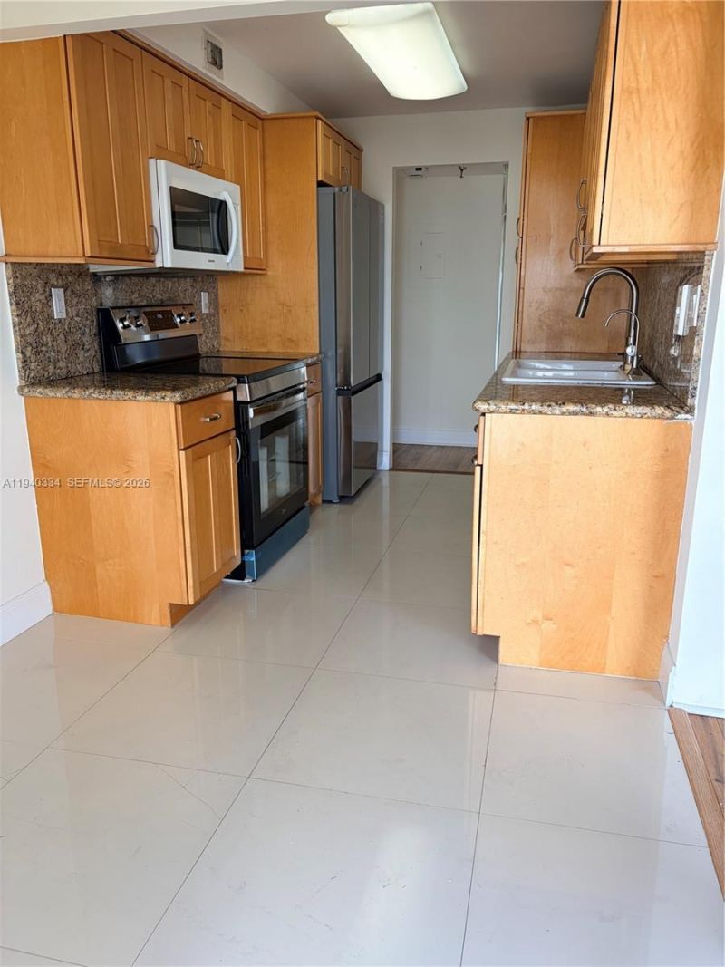290 174th St, Unit 1908, Sunny Isles Beach, FL 33160 Photo