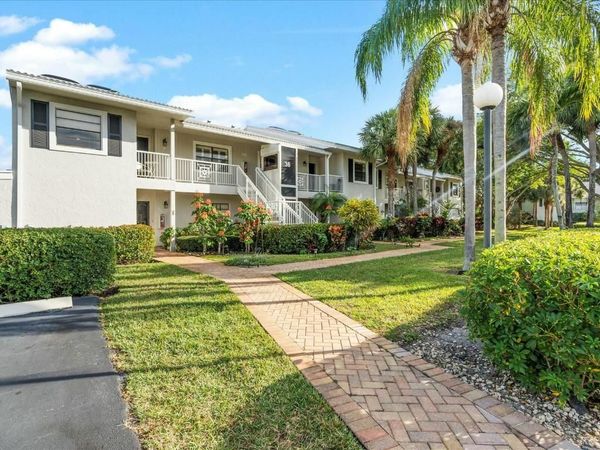 36 Eastgate Drive, Unit H, Boynton Beach, FL 33436