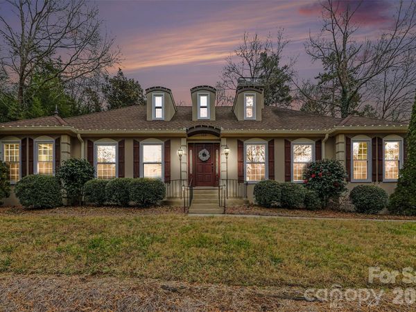 123 Old Bell Road, Charlotte, NC 28270