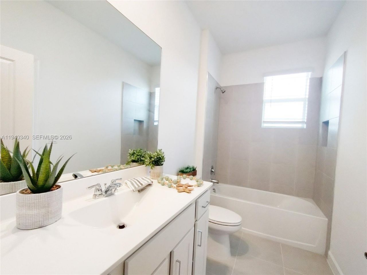 400 SE Crossoak Ln, Port Saint Lucie, FL 34984 Photo