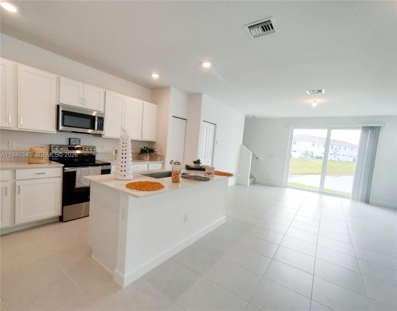 400 SE Crossoak Ln, Port Saint Lucie, FL 34984 Photo