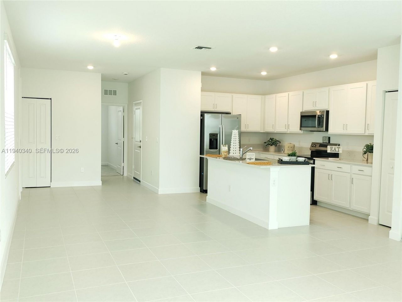 400 SE Crossoak Ln, Port Saint Lucie, FL 34984 Photo