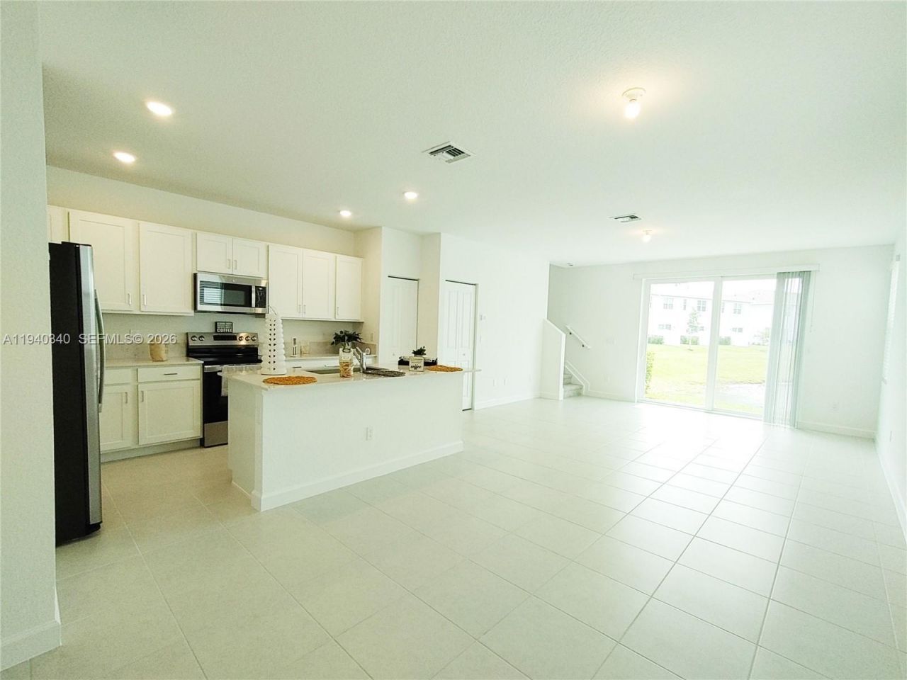 400 SE Crossoak Ln, Port Saint Lucie, FL 34984 Photo