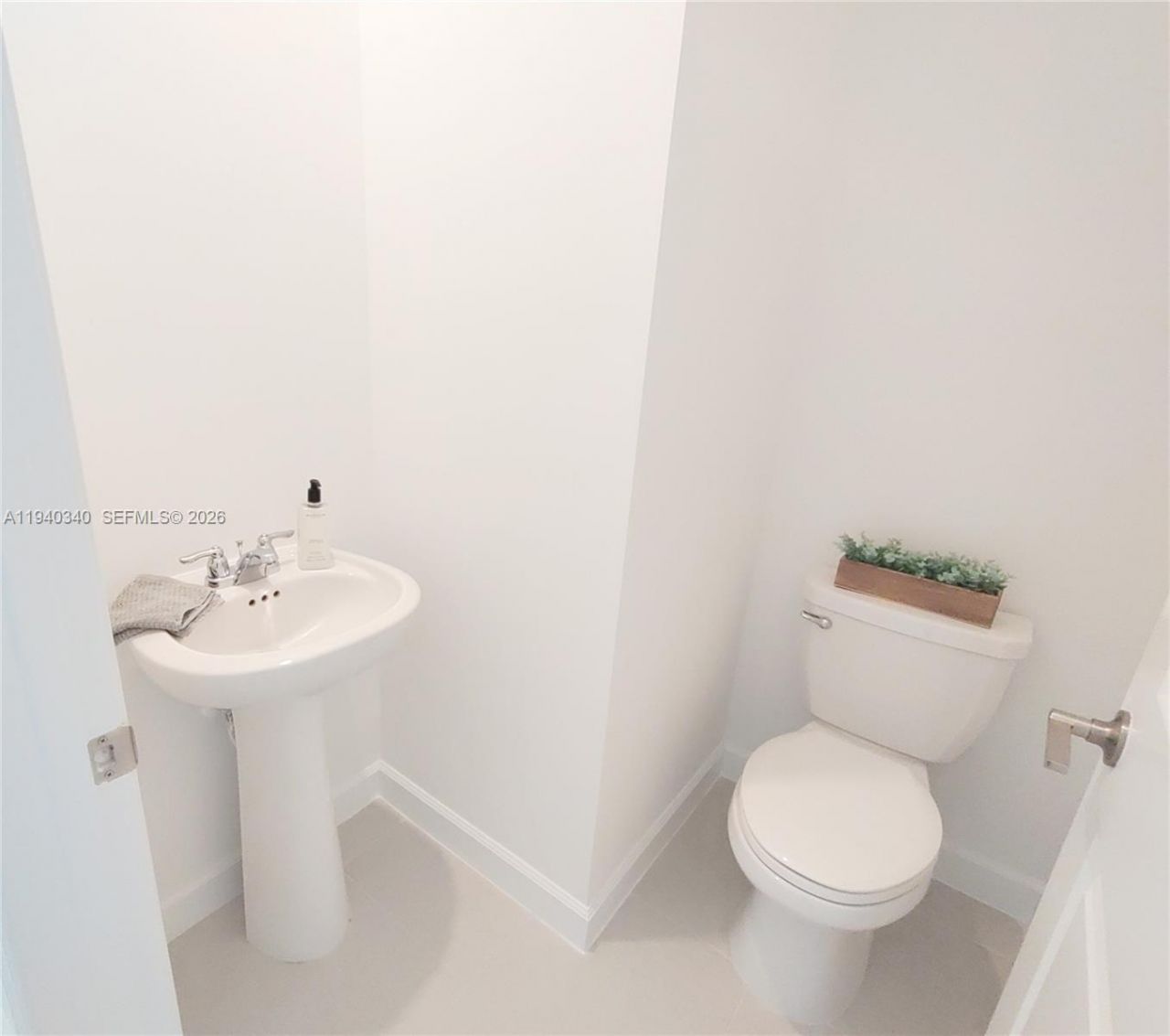 400 SE Crossoak Ln, Port Saint Lucie, FL 34984 Photo