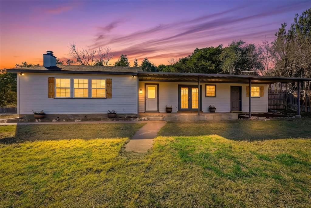 820 Blackfoot Court, Granbury, TX 76048 Main Photo