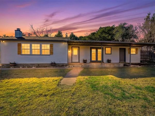 820 Blackfoot Court, Granbury, TX 76048