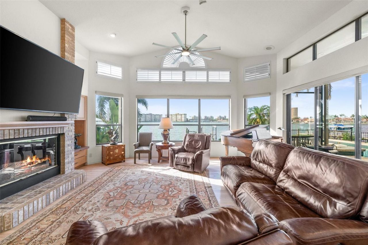 5287 61st Avenue S, Saint Petersburg, FL 33715 Photo