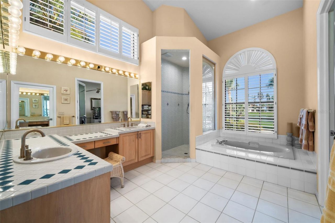 5287 61st Avenue S, Saint Petersburg, FL 33715 Photo