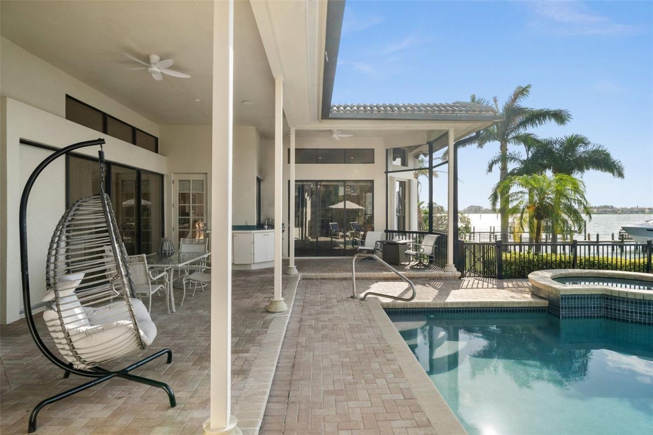 5287 61st Avenue S, Saint Petersburg, FL 33715 Photo