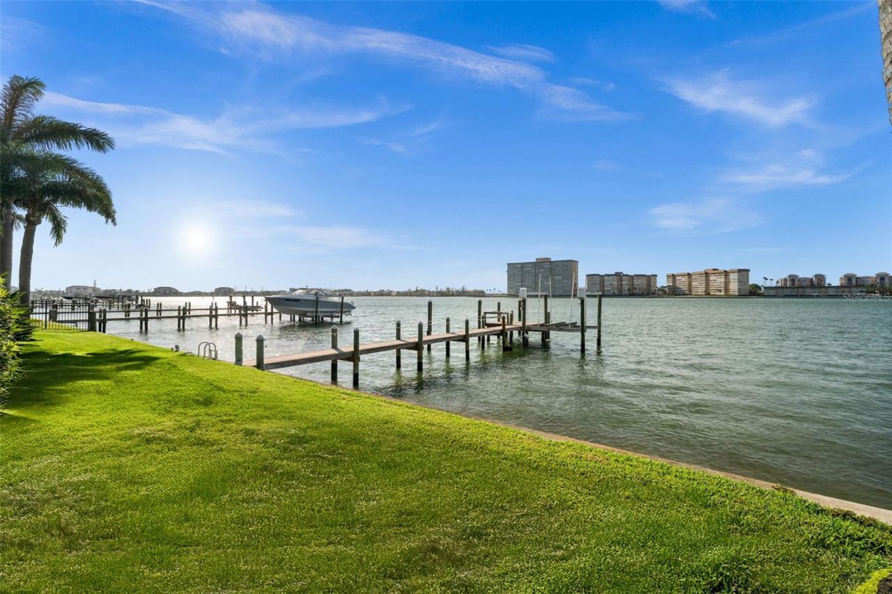 5287 61st Avenue S, Saint Petersburg, FL 33715 Photo