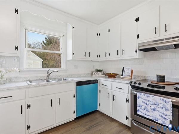 118 N Linden Avenue, Highland Springs, VA 23075