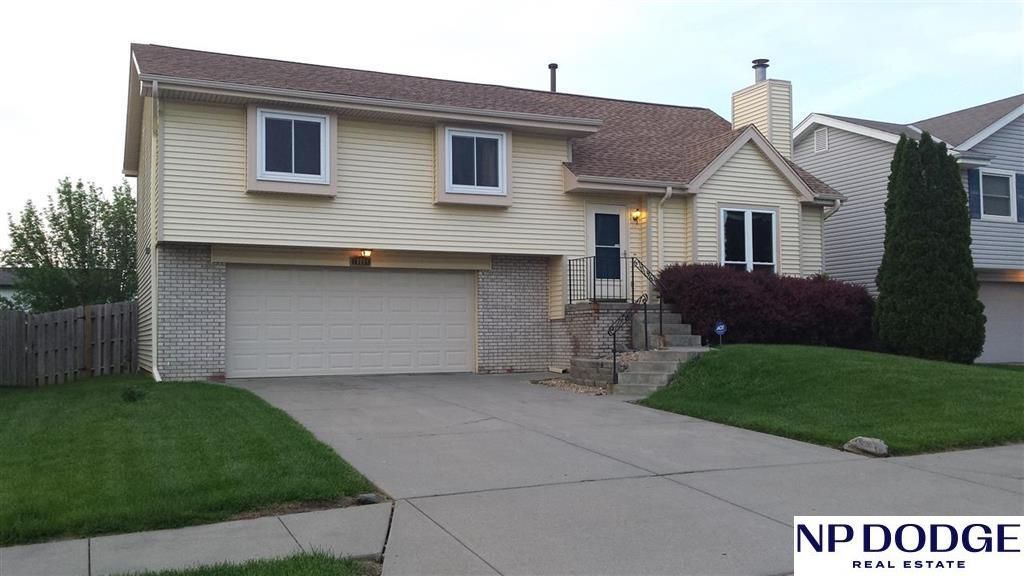 10904 Martin Avenue, Omaha, NE 68164