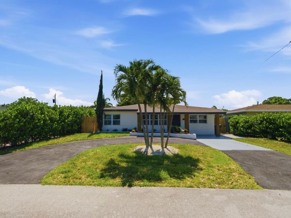 4841 NE 5th Terrace, Fort Lauderdale, FL 33334