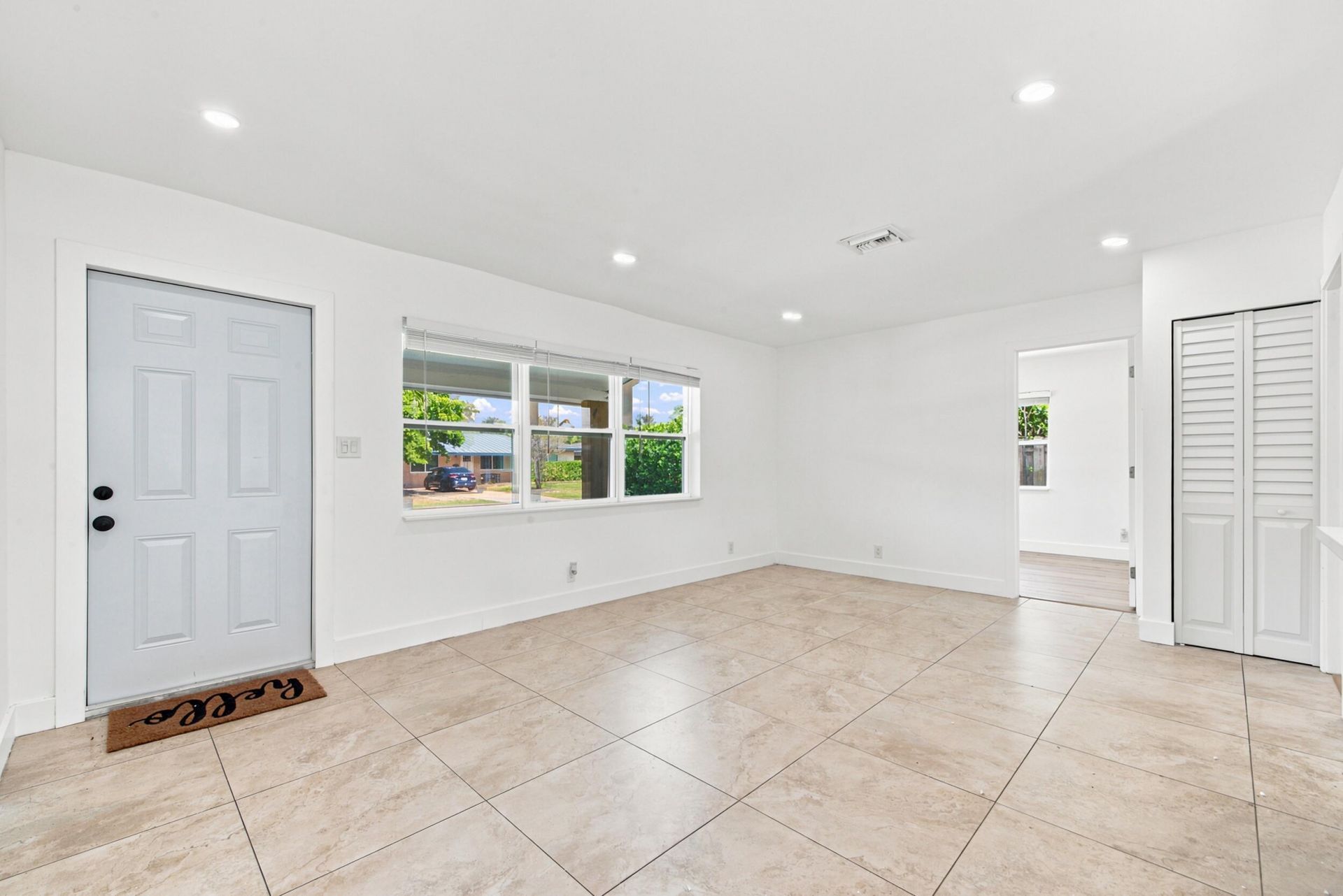 4841 NE 5th Terrace, Fort Lauderdale, FL 33334 Photo