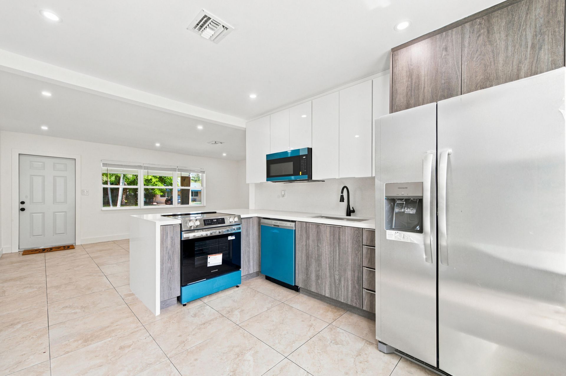 4841 NE 5th Terrace, Fort Lauderdale, FL 33334 Photo