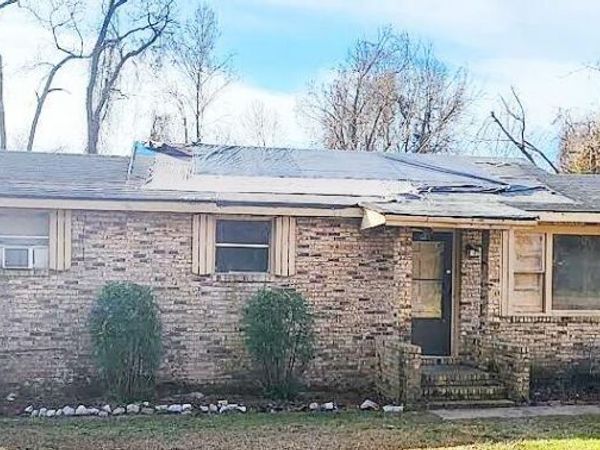 135 Autumn Drive, Vicksburg, MS 39180