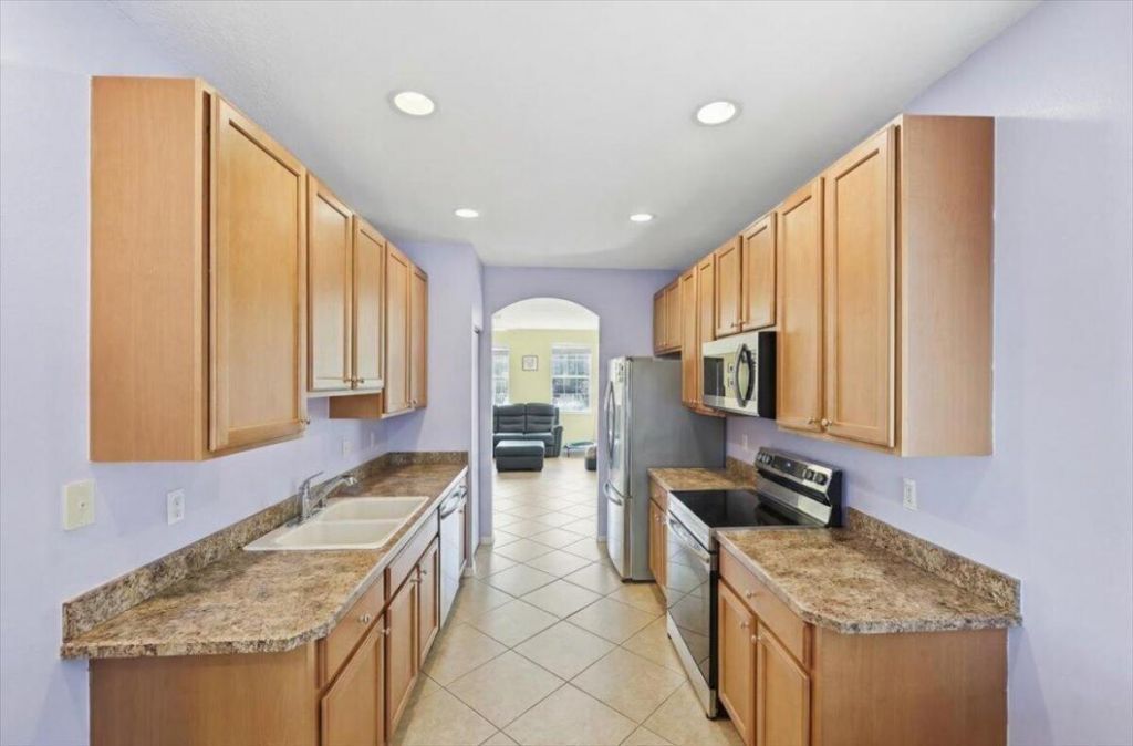 2177 SE Destin Drive, Port Saint Lucie, FL 34952 Photo