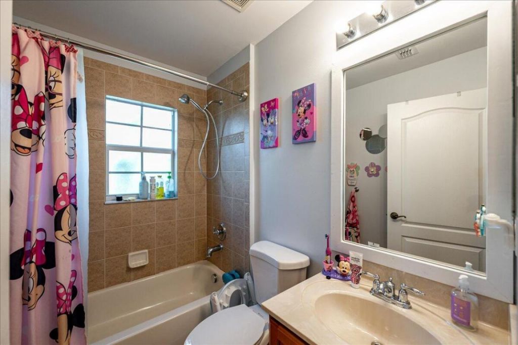 2177 SE Destin Drive, Port Saint Lucie, FL 34952 Photo