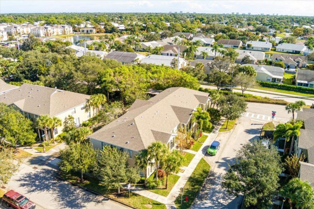 2177 SE Destin Drive, Port Saint Lucie, FL 34952 Photo