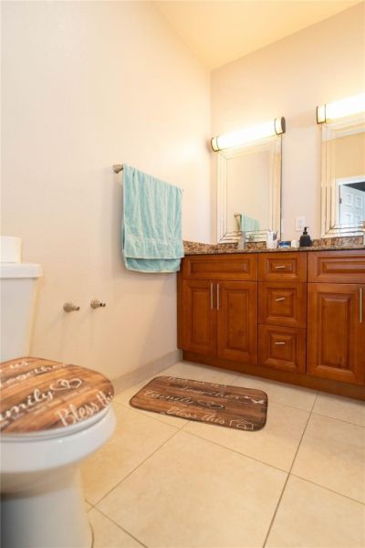 2430 NW 13 Street, Pompano Beach, FL 33069 Photo