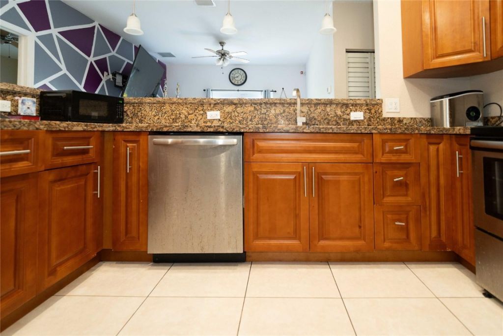 2430 NW 13 Street, Pompano Beach, FL 33069 Photo