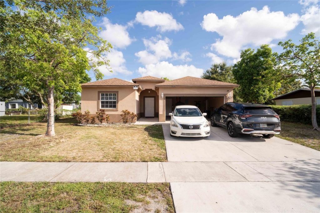 2430 NW 13 Street, Pompano Beach, FL 33069 Photo