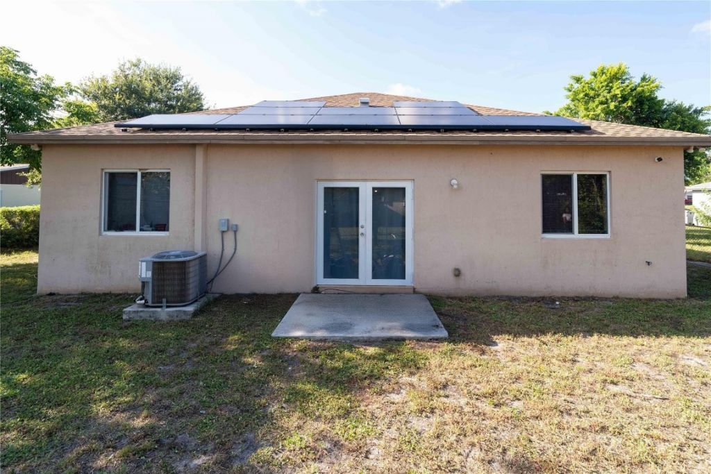 2430 NW 13 Street, Pompano Beach, FL 33069 Photo