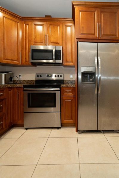 2430 NW 13 Street, Pompano Beach, FL 33069 Photo