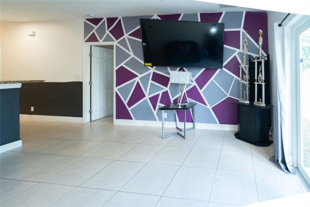 2430 NW 13 Street, Pompano Beach, FL 33069 Photo