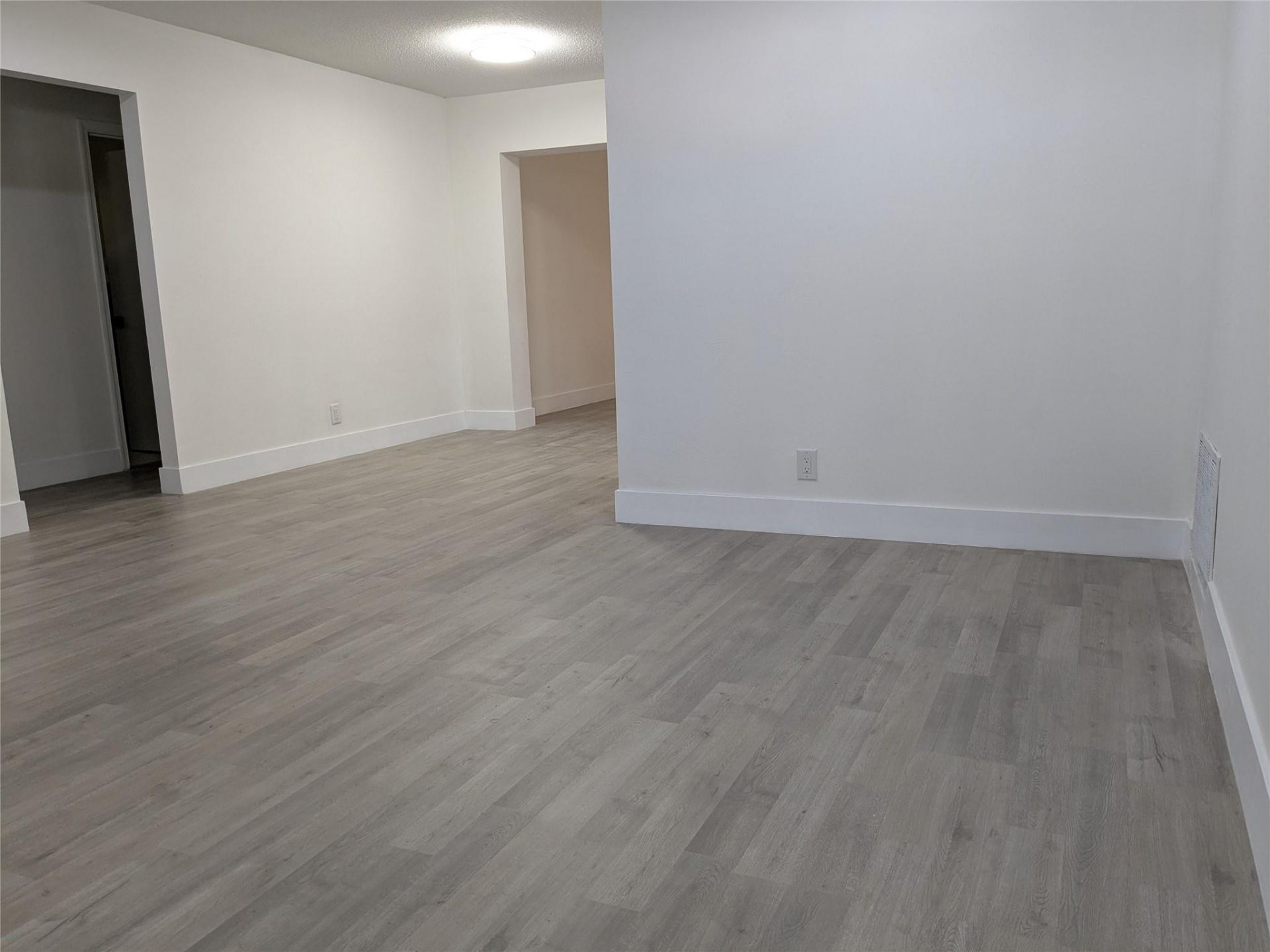 4906 NW 53rd Court, Tamarac, FL 33319 Photo