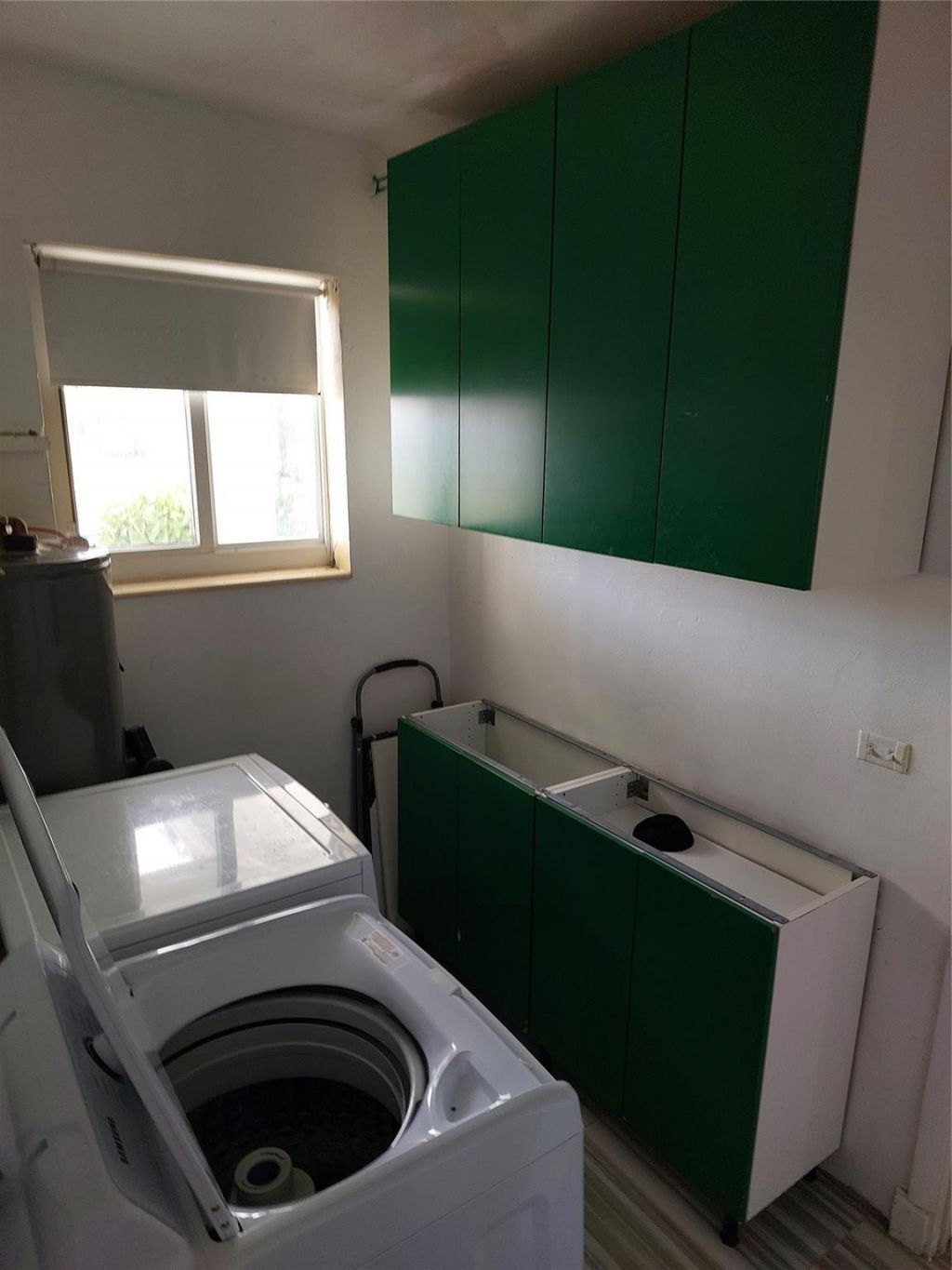 1051 NE 180th Terrace, North Miami Beach, FL 33162 Photo