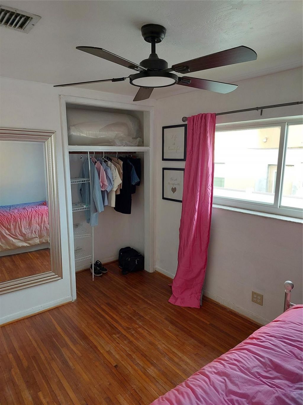 1051 NE 180th Terrace, North Miami Beach, FL 33162 Photo