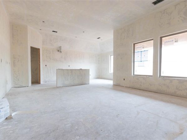 10333 SW 56th Street, Mustang, OK 73064