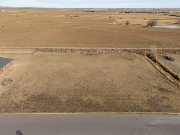 1006 Johnny Klaassen Drive, Hydro, OK 73048