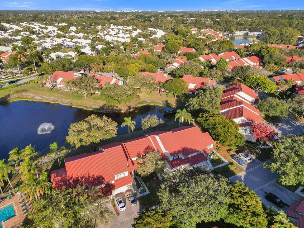 4 Lexington Lane E, Unit G, Palm Beach Gardens, FL 33418 Photo