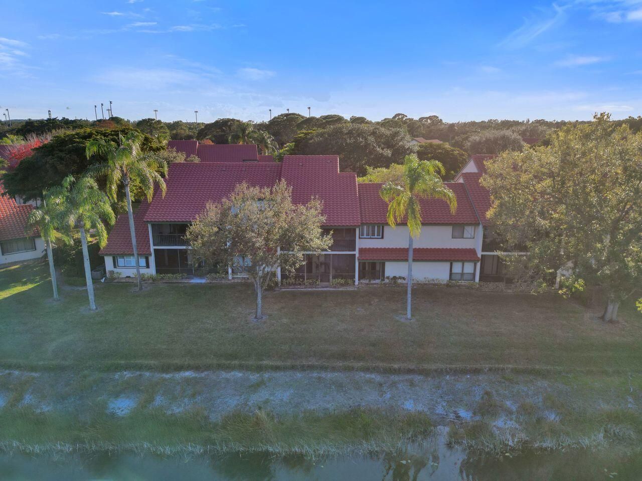 4 Lexington Lane E, Unit G, Palm Beach Gardens, FL 33418 Photo