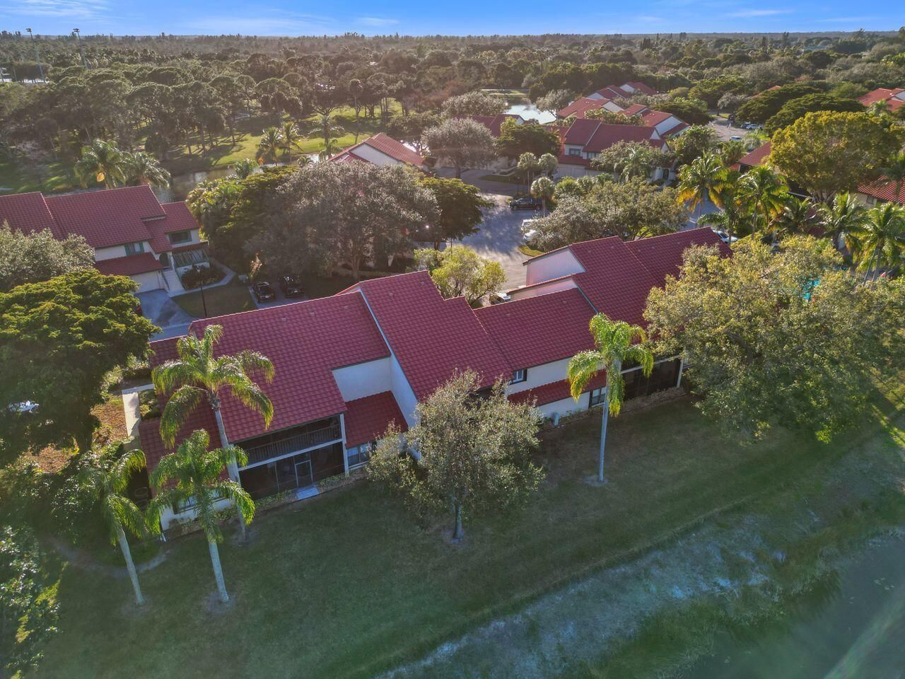 4 Lexington Lane E, Unit G, Palm Beach Gardens, FL 33418 Photo