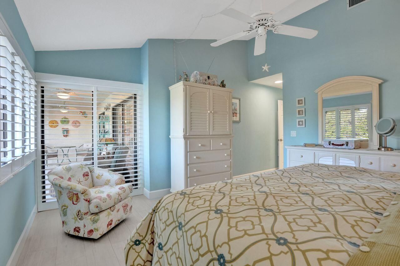 4 Lexington Lane E, Unit G, Palm Beach Gardens, FL 33418 Photo